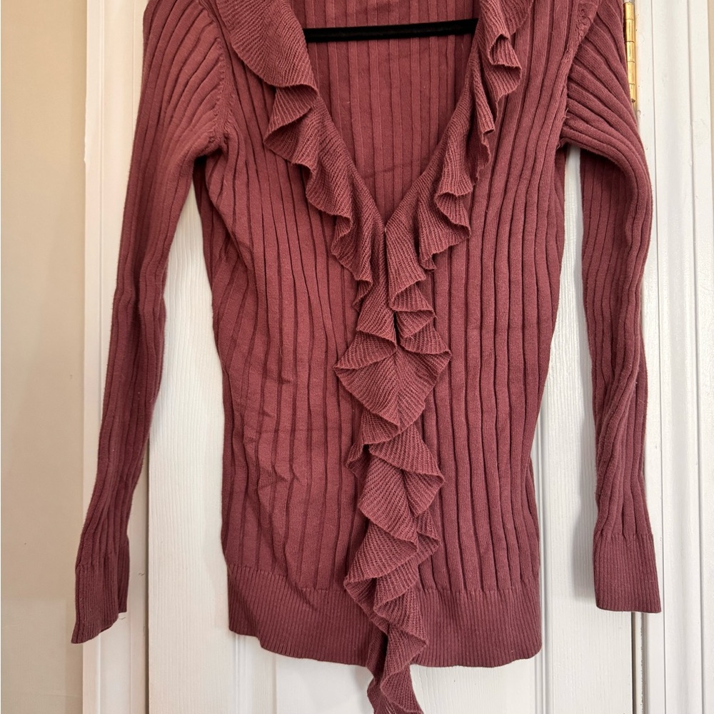 Van Heusen Ruffled V-Neck Sweater - Mauve